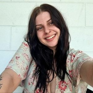 Meet your Posher, Latesha